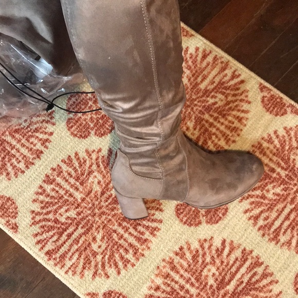 Liz Claiborne Shoes Liz Claiborne Over The Knee Boots Poshmark